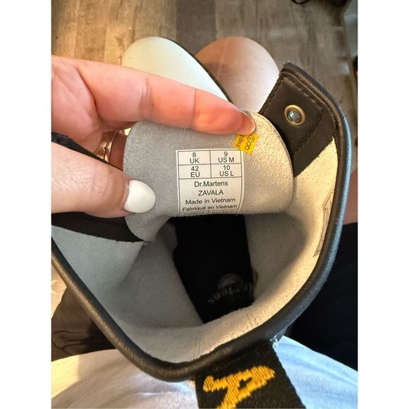 Dr. Martens Zavala White Lace Up Combat Boots sz 10 EUC - Picture 9 of 9